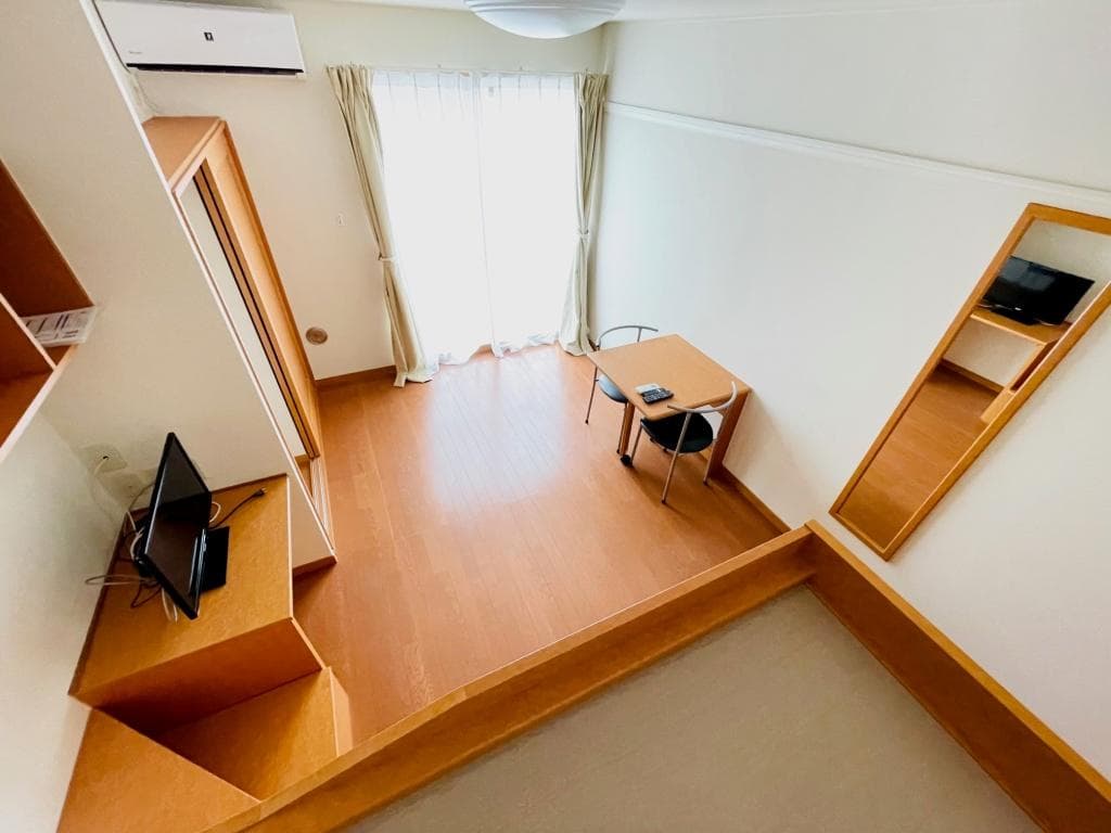 Preview interior of leopalace Tommy Hills C