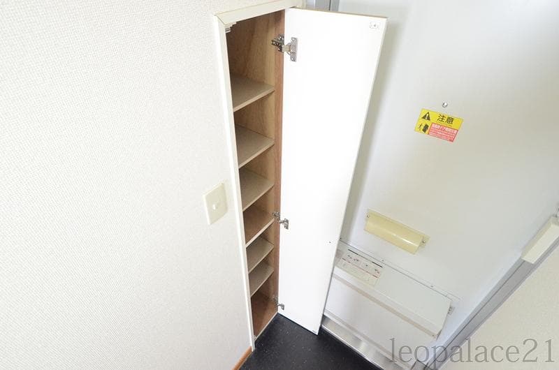 Preview interior of leopalace Kuzuhara