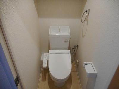Room image 9