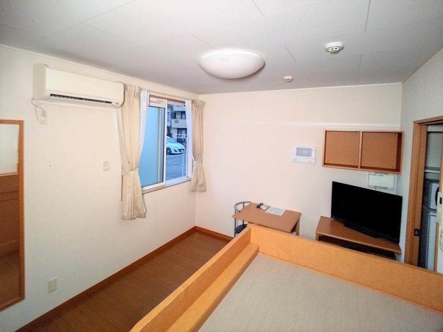 Room image 10