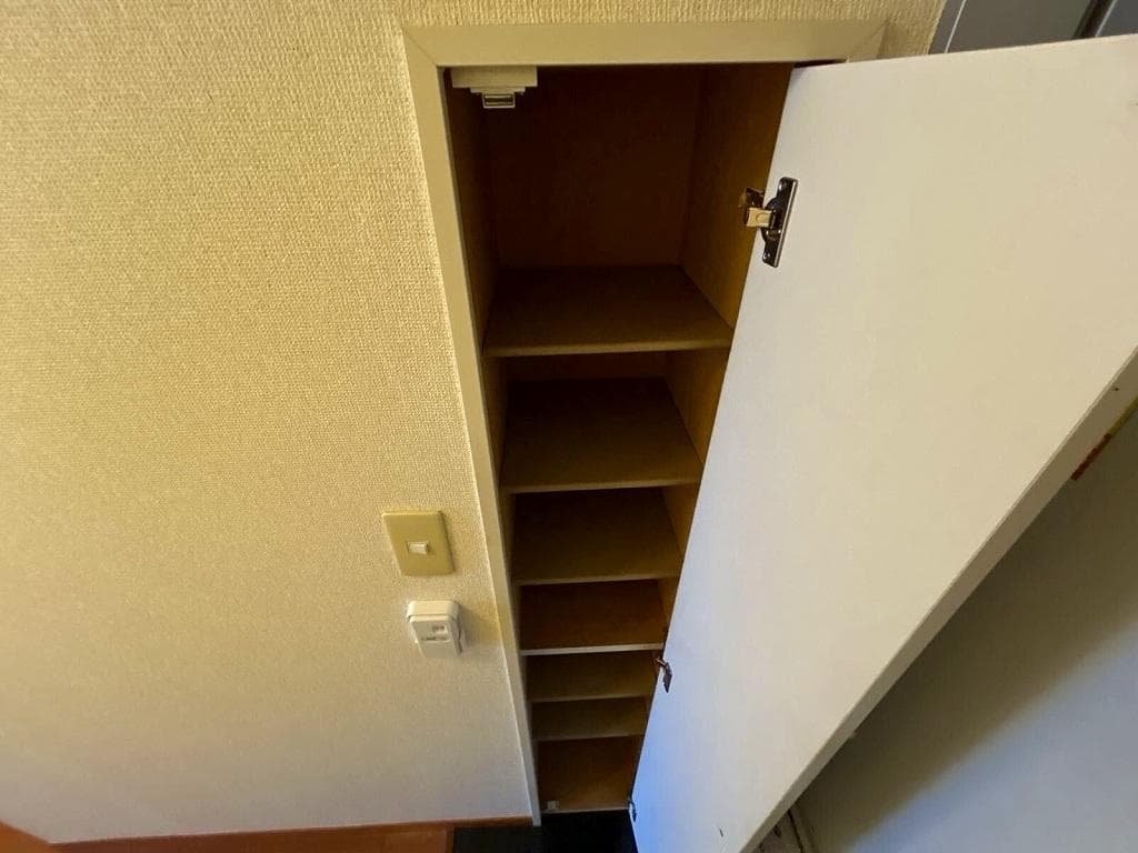 Room image 13