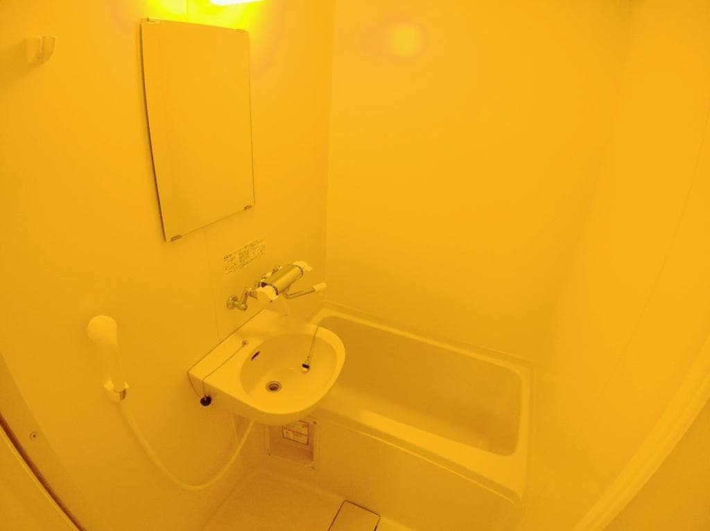 Room image 13