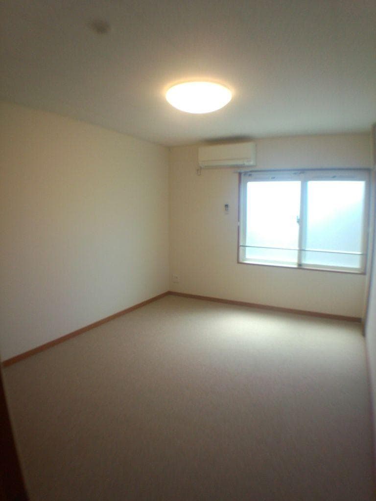 Room image 14