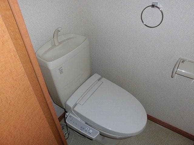 Room image 11