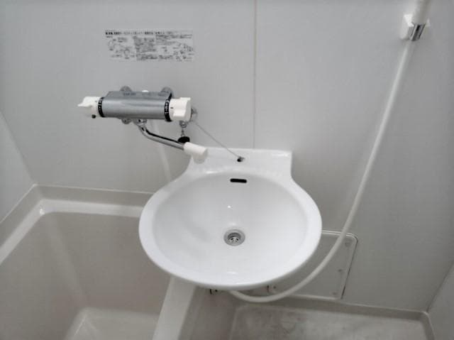 Room image 16