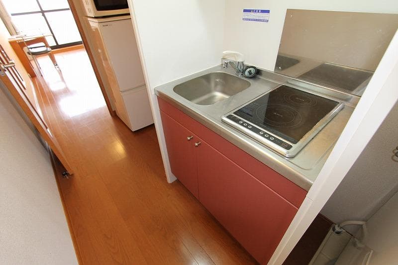 Room image 13