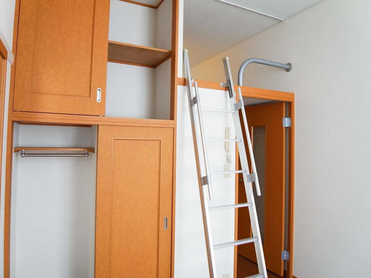 Room image 10