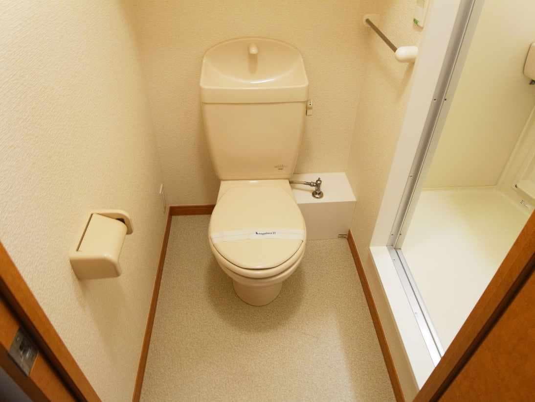 Room image 9