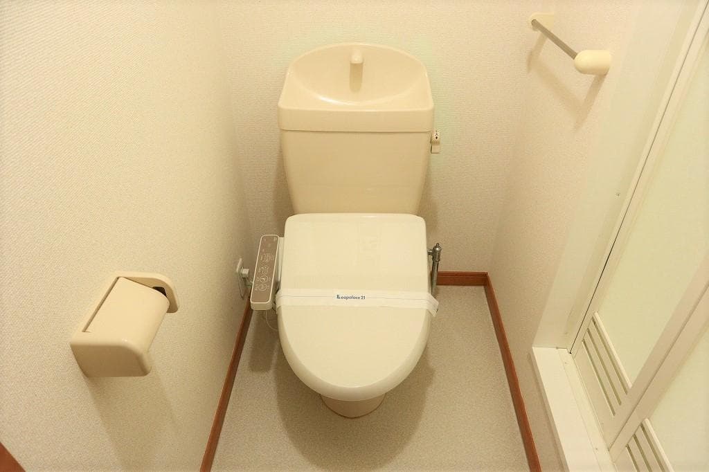 Room image 10