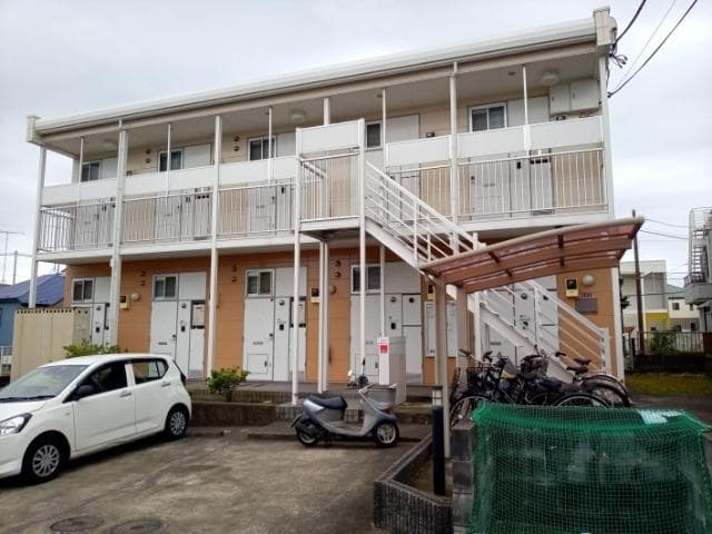 Main exterior of leopalace Claire C