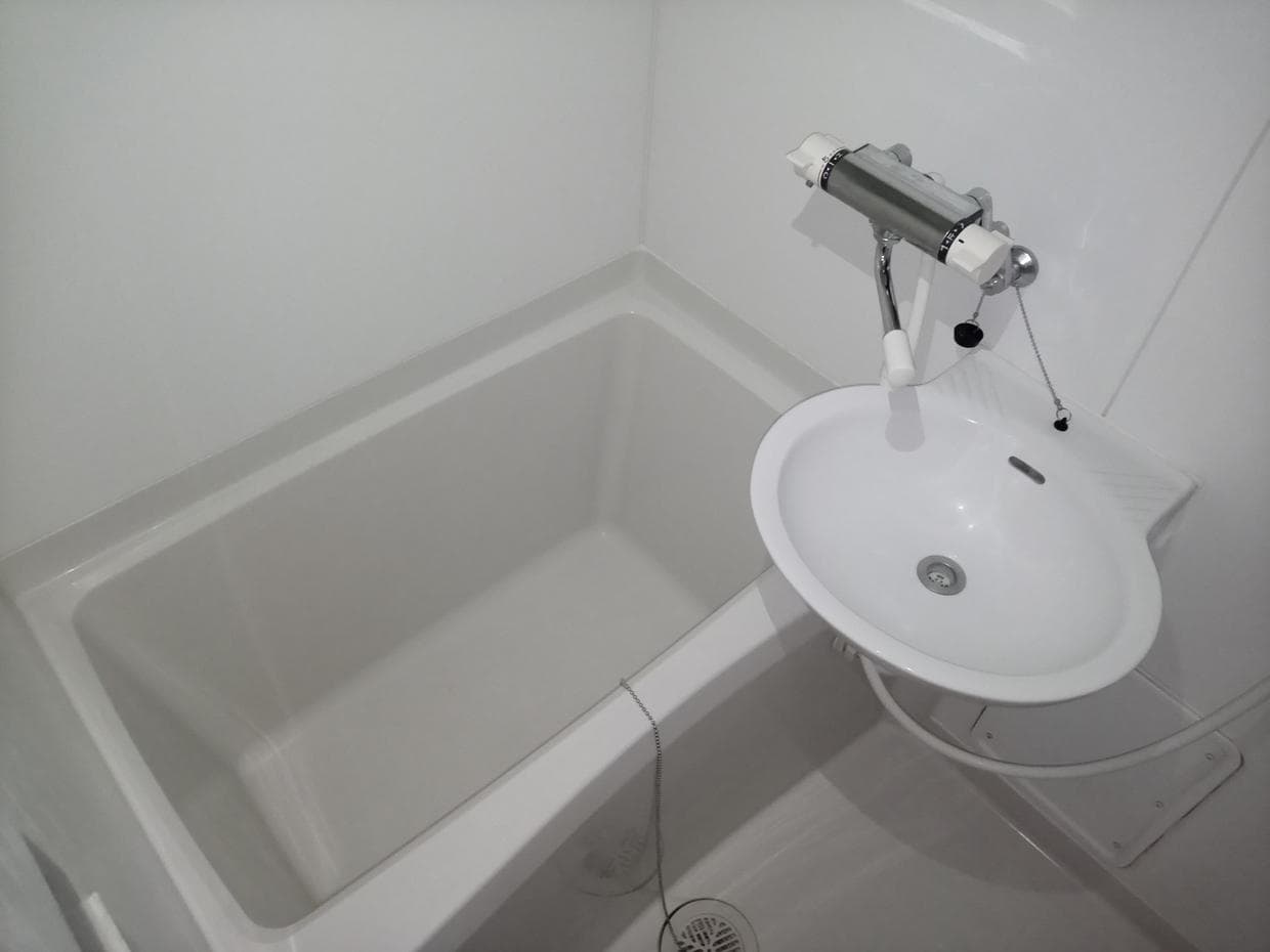 Room image 16