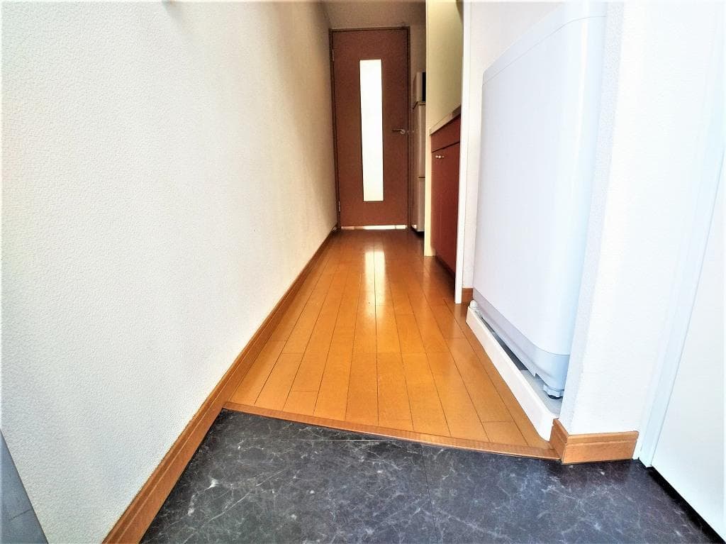 Room image 13