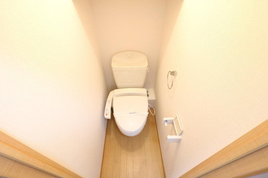 Room image 14