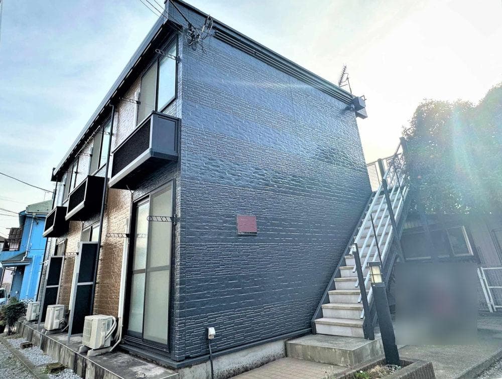 Main exterior of leopalace Nakahama