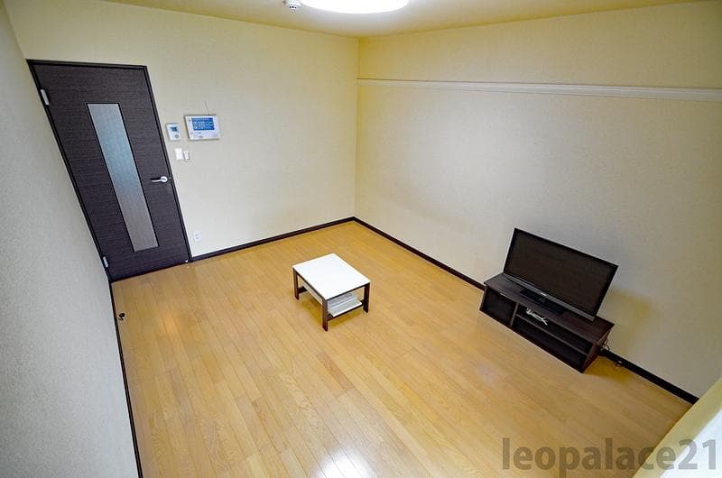 Preview interior of CLEINO Selena