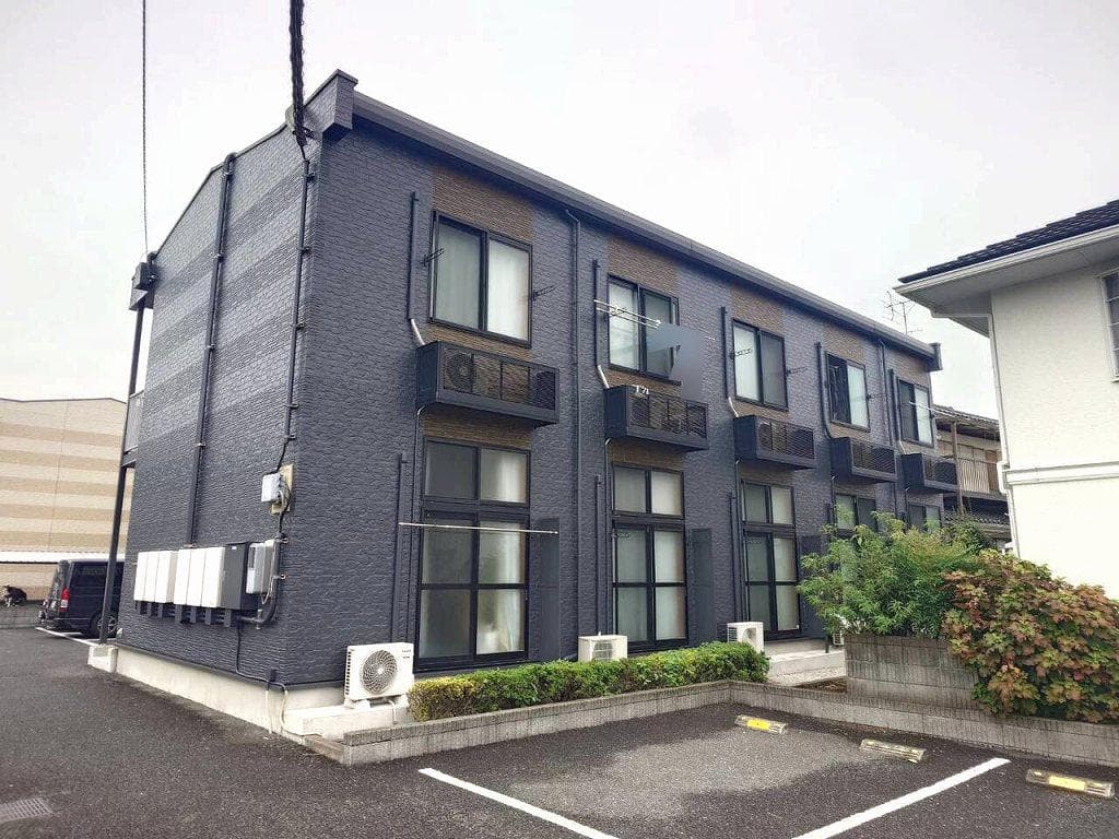 Main exterior of leopalace Annex