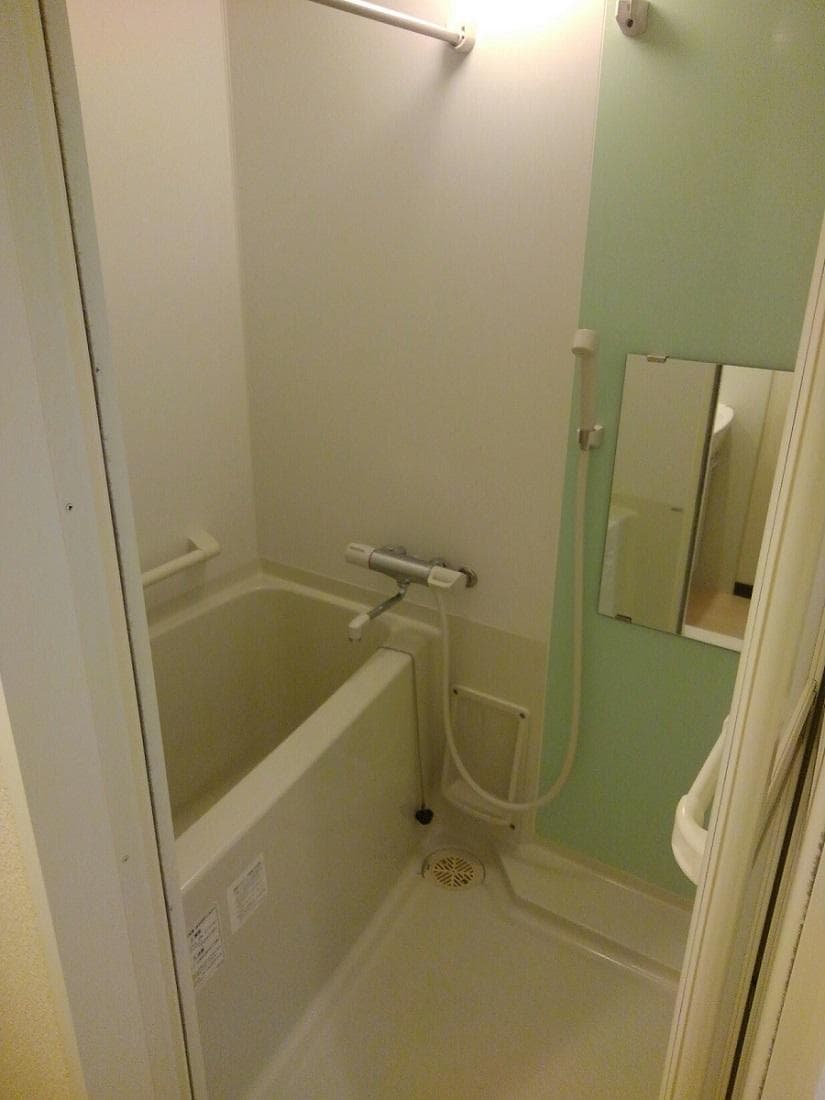Room image 15