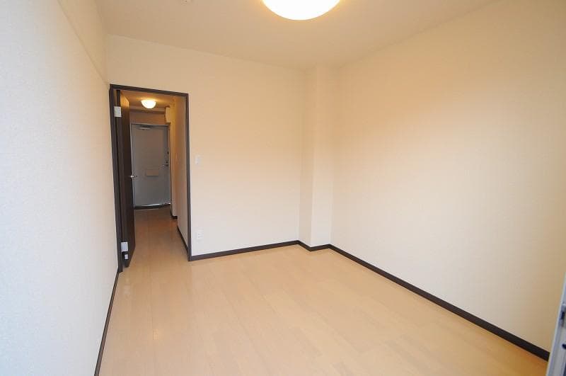 Preview interior of LEONEXT South Wave