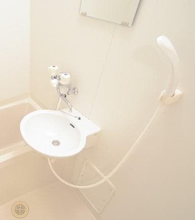 Room image 9