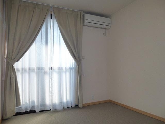 Preview interior of leopalace Tone Net