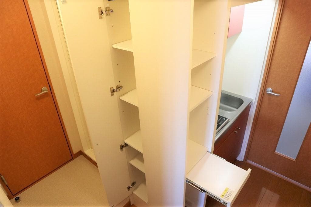 Room image 13