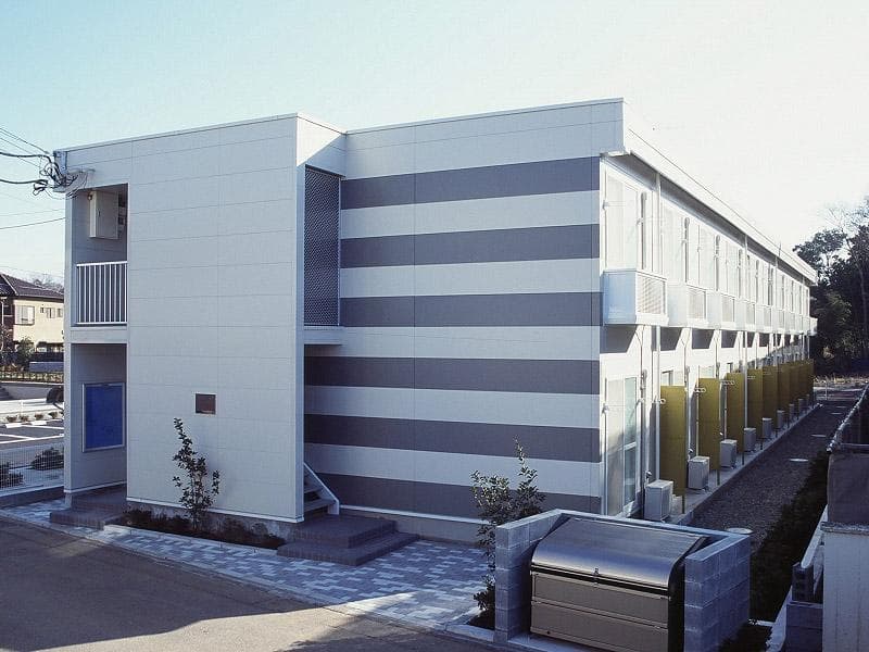 Main exterior of leopalace Exceed