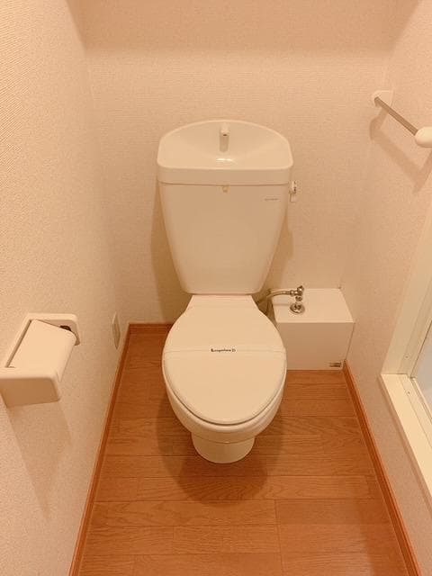 Room image 9