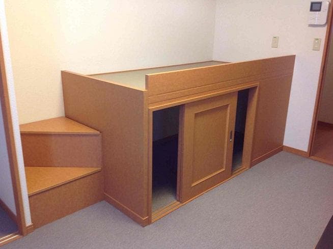 Room image 11