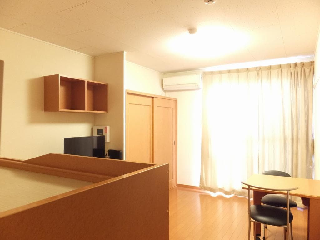 Preview interior of leopalace Cannola