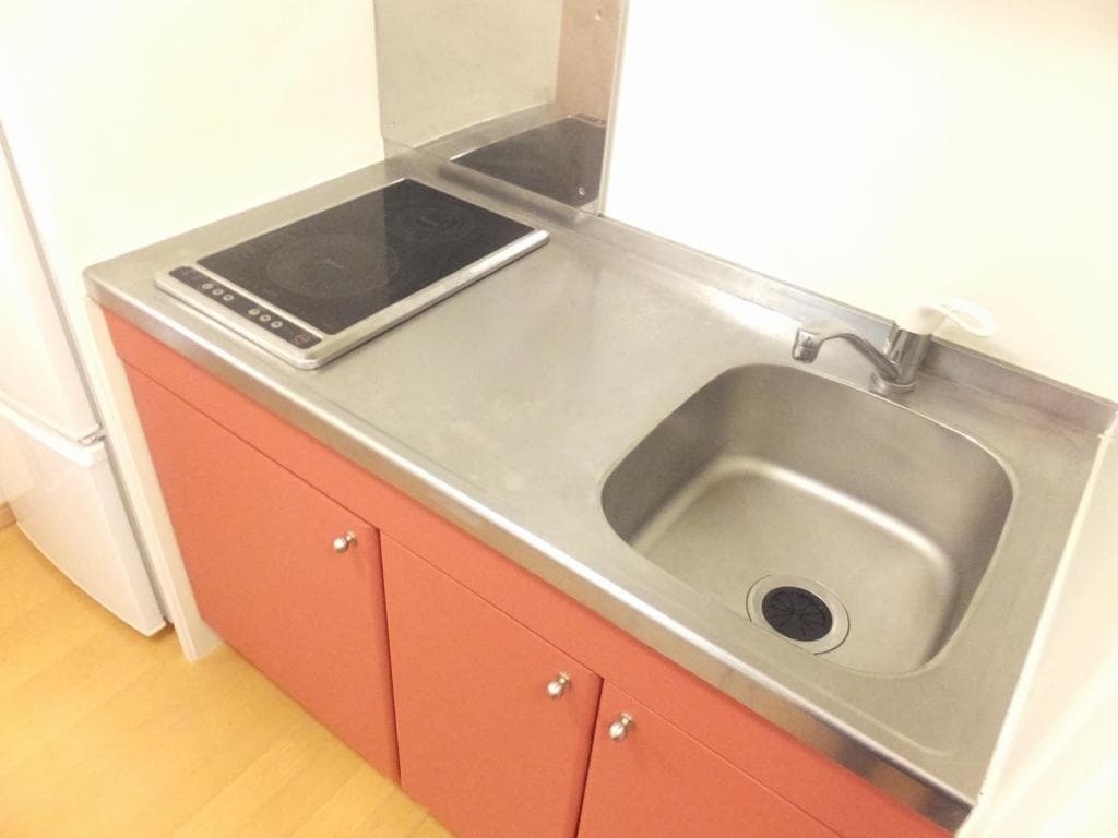 Room image 8