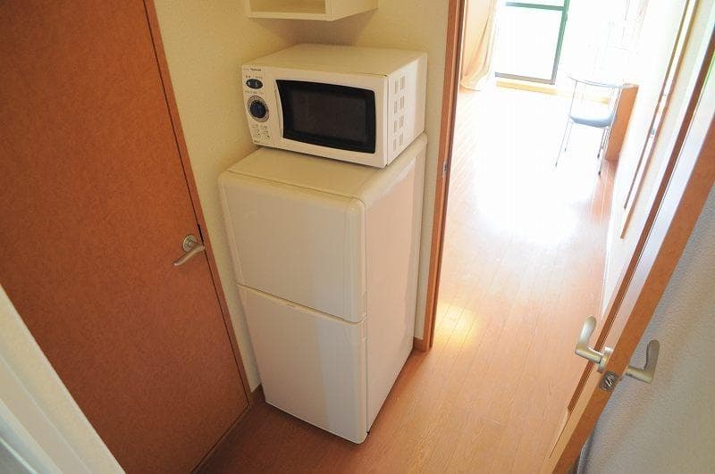 Room image 8