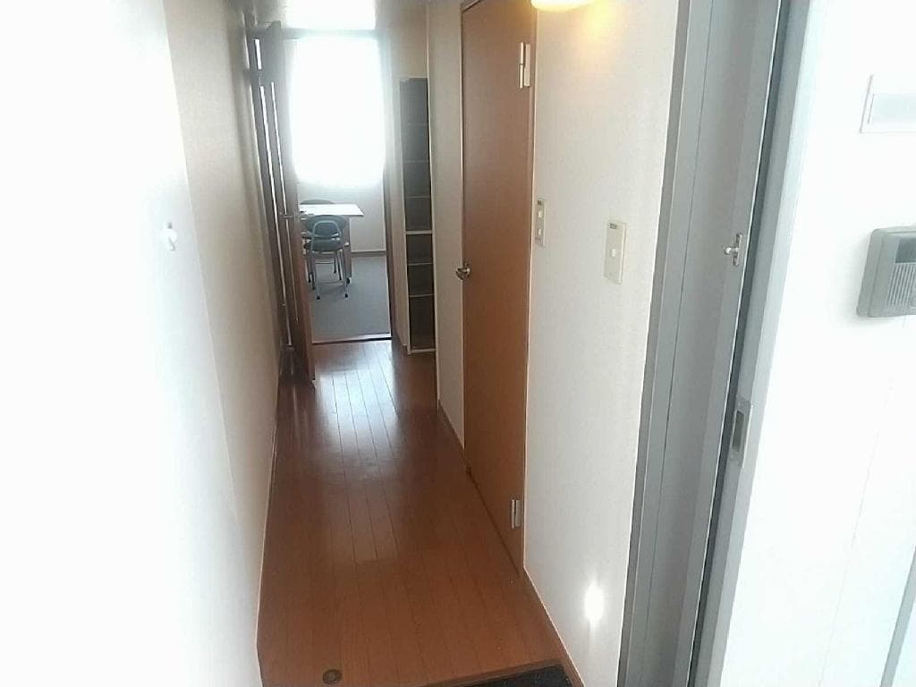 Room image 14