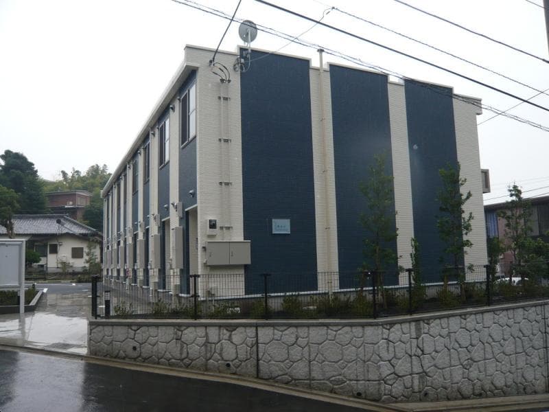 Main exterior of LEONEXT Hayama C