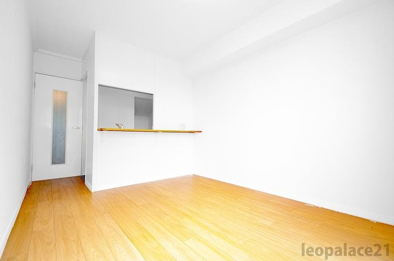 Preview interior of leopalace Villeneuve