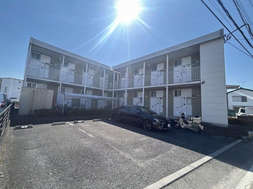 Main exterior of leopalace P・A・L