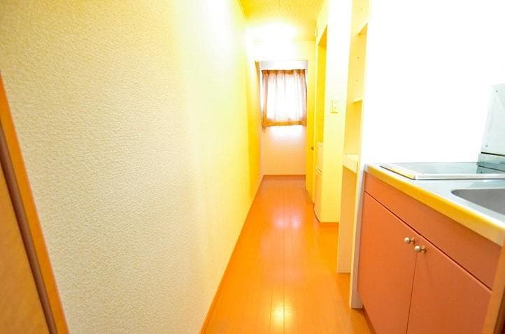 Room image 13