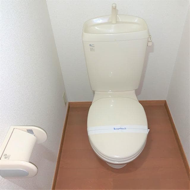 Room image 13