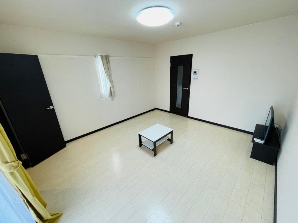 Preview interior of LEONEXT Maison de Fleur