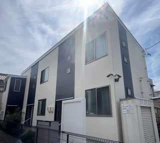 Main exterior of LEONEXT Machi Shinden