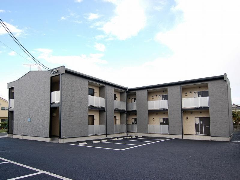 Main exterior of leopalace Chez Soi II