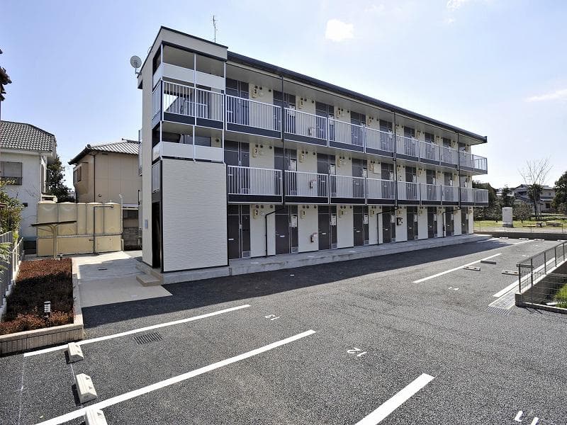 Main exterior of leopalace Penny Lane
