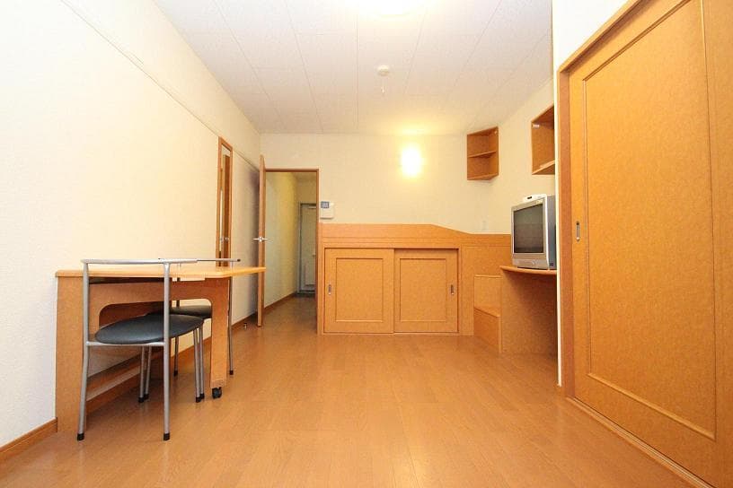 Room image 10