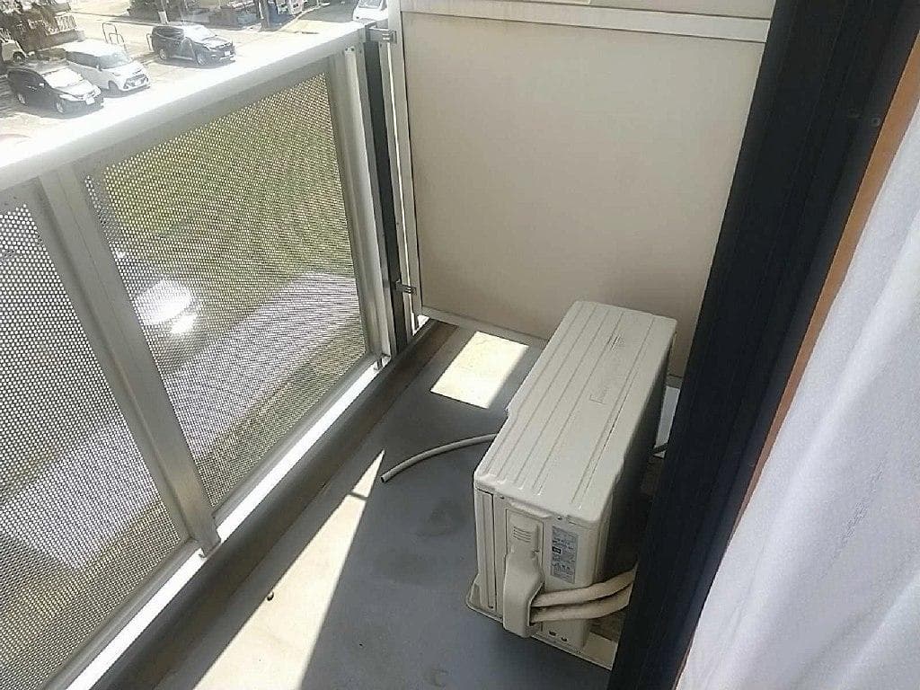 Room image 11
