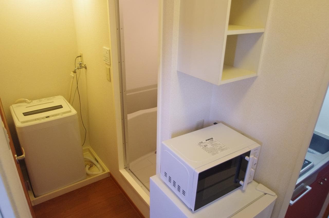 Room image 16