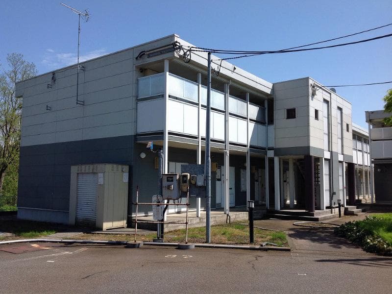 Main exterior of leopalace Bros II