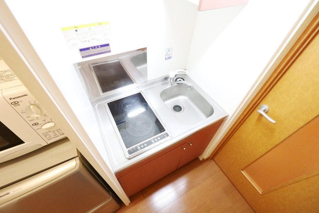 Room image 13