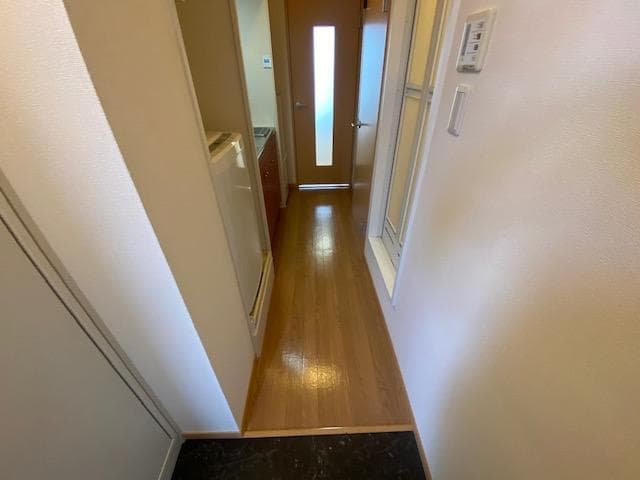 Room image 13