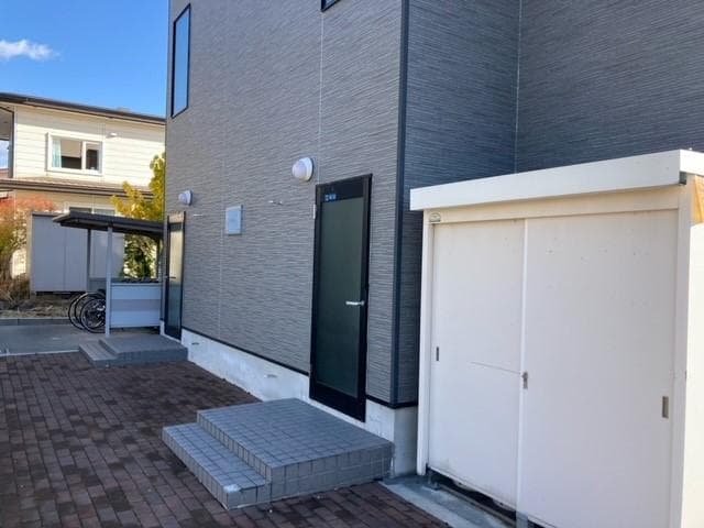 Room image 12