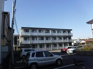 Room image 16