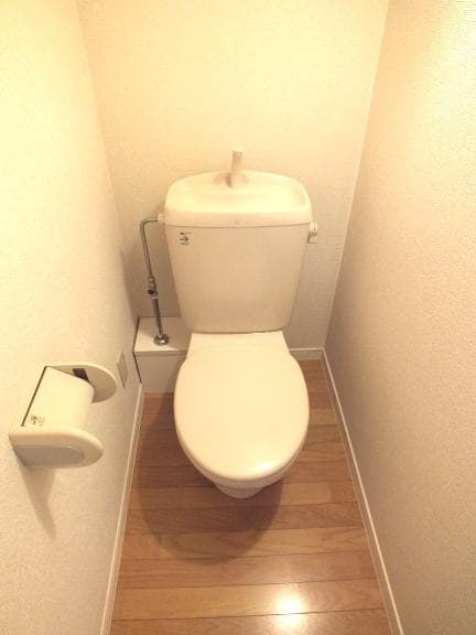 Room image 13